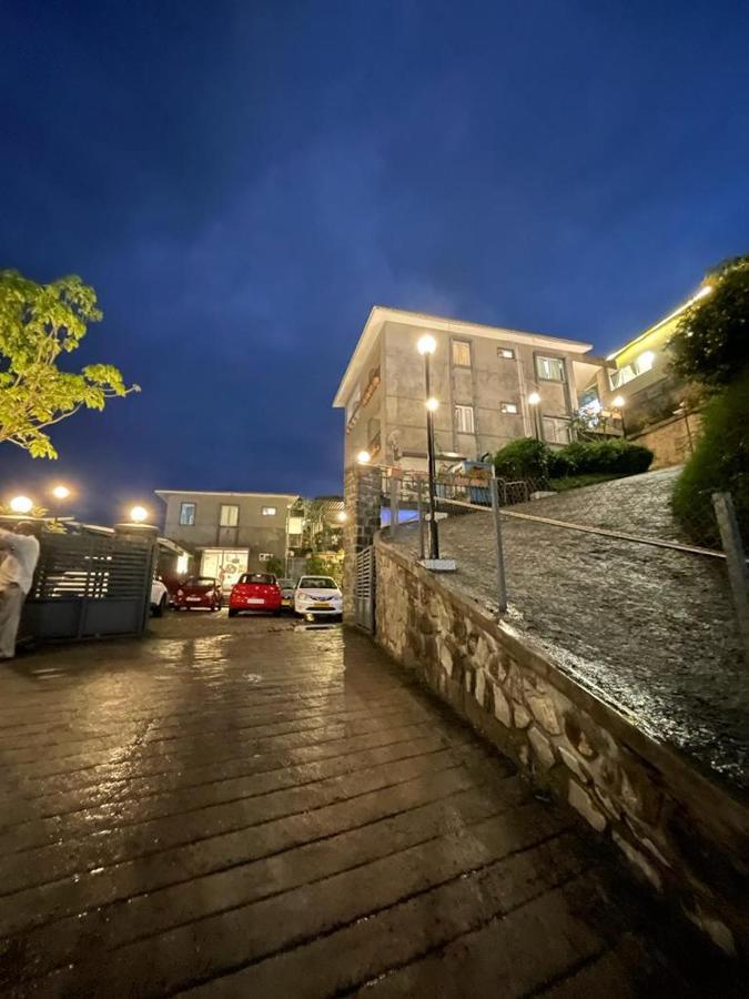 Cherry Blossom Homestay Kodaikanal Bagian luar foto